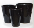 黒い陶器鉢